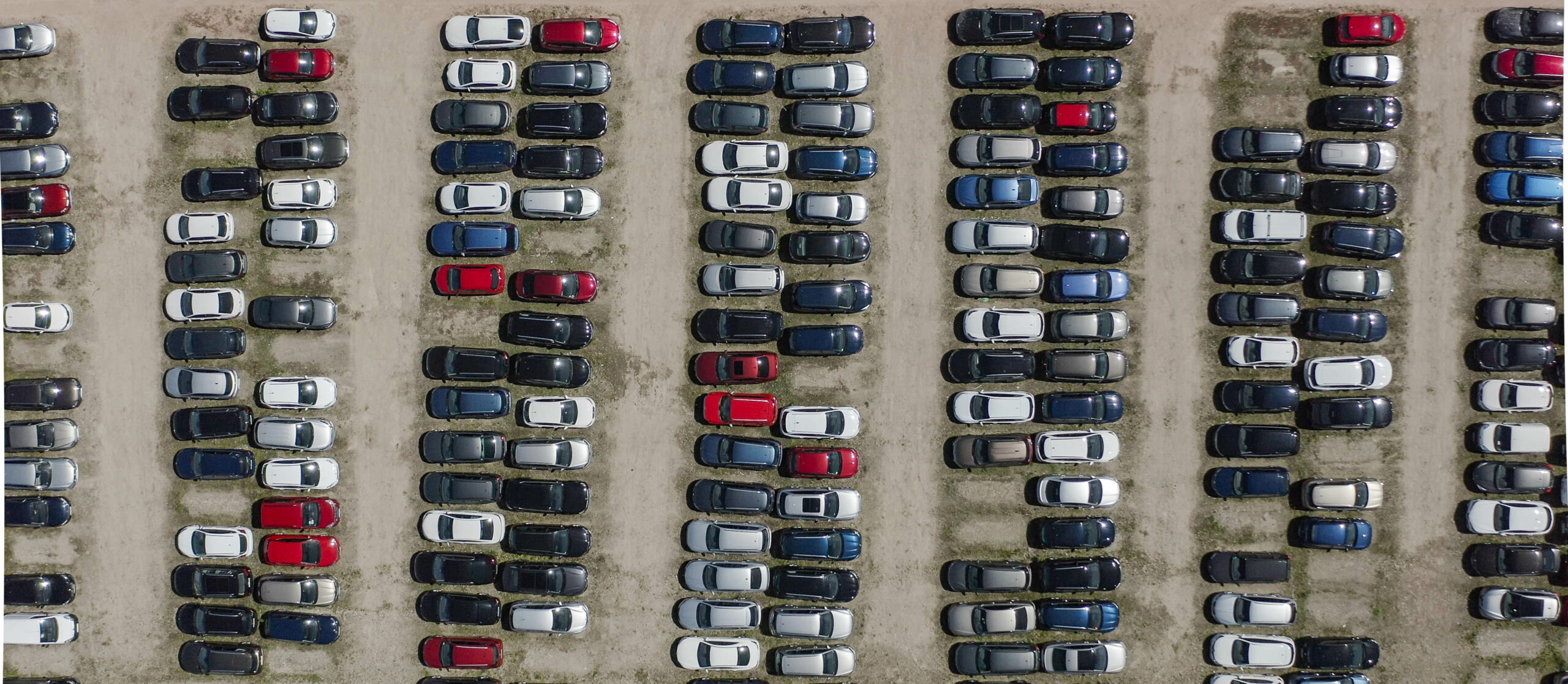 filmowanie dokumentu parking samochodów